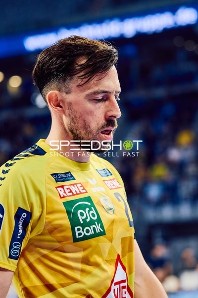 Spieler in Nahaufnahme auf dem Spielfeld