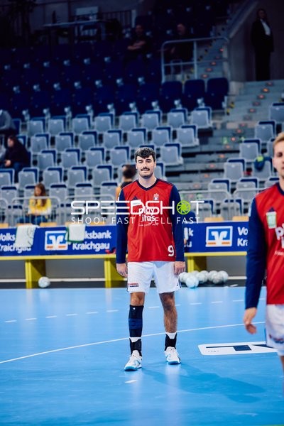 Spieler wartet auf den Spielbeginn