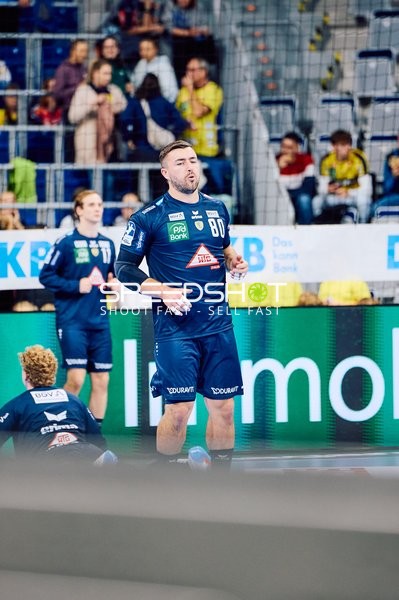 Spieler bereitet sich auf den Angriff vor