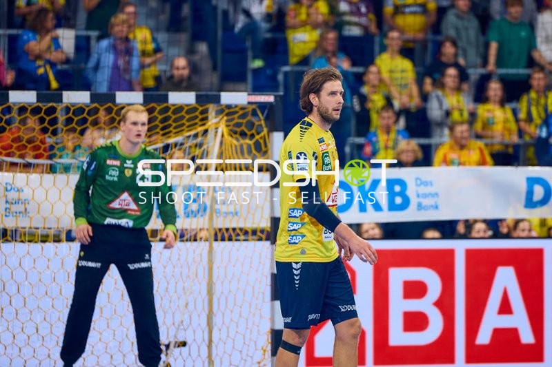 Spieler auf dem Spielfeld in Aktion