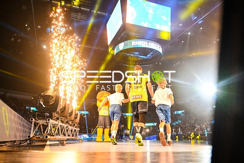 Handball I Herren I Saison 2023-2024 I Liqui Moly Handballbundesliga I Pixum Super Cup I Rhein-Neckar Löwen - THW Kiel I 23.08.2023