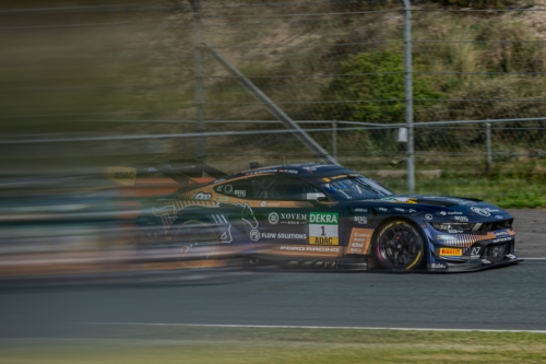 Ford Mustang GT3 Evo #1 von Gjerdrum/Reis (Haupt Racing Team) in Fahrt