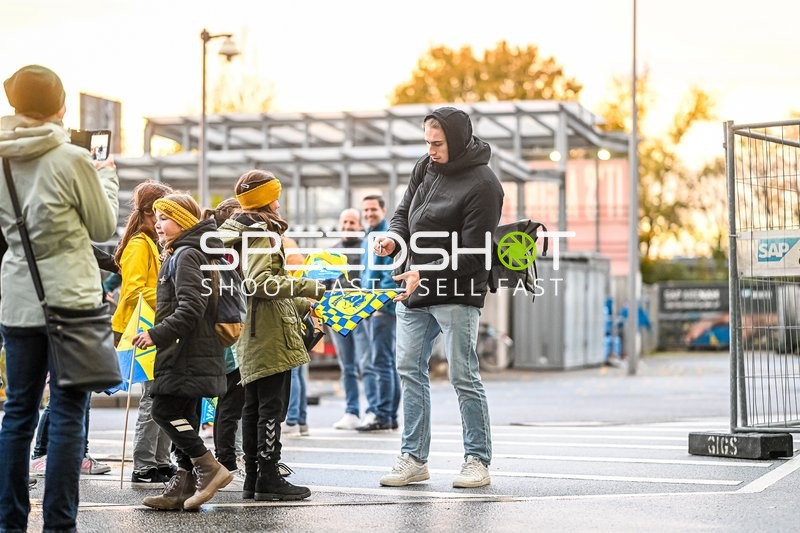 Handball I Herren I Saison 2023-2024 I Liqui Moly Handballbundesliga I 10. Spieltag I Rhein-Neckar Löwen - SC DHfK Leipzig I 09.11.2023