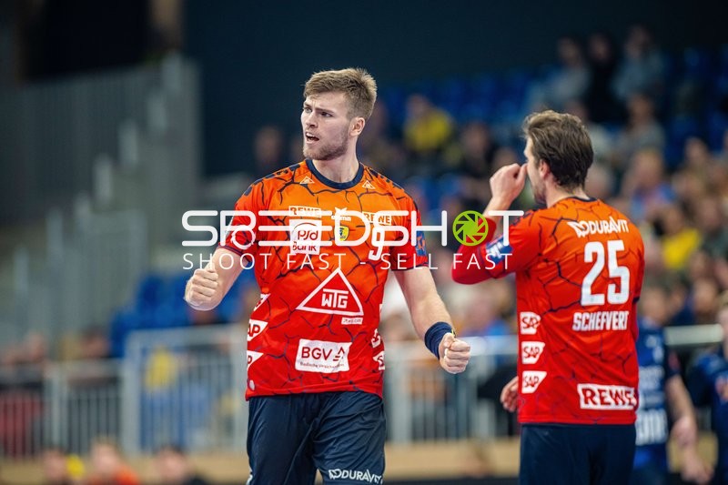 Jubel von Steven Plucnar