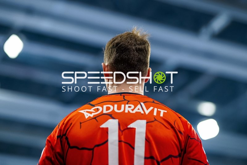 Spieler wartet auf Anweisungen