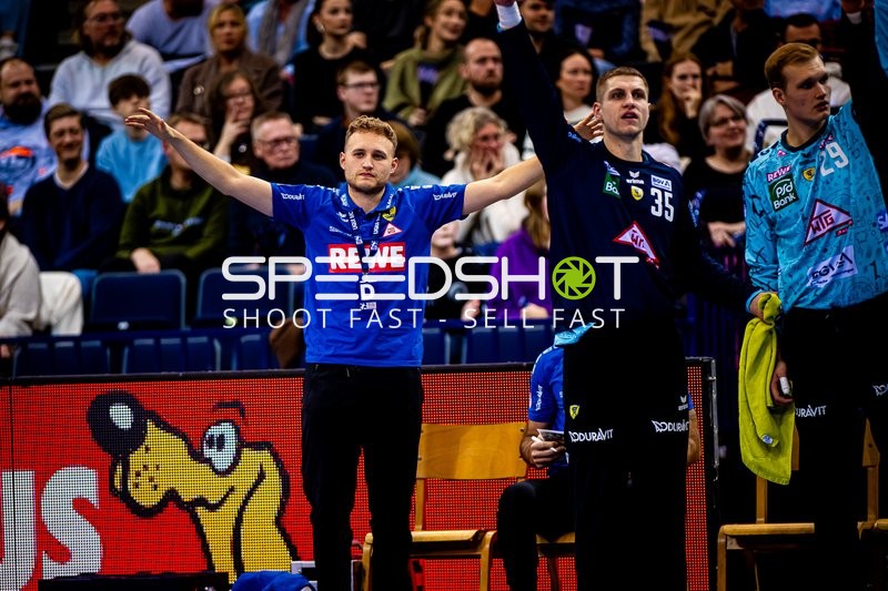 Jubel von der Bank aus