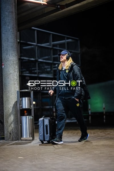 Ankunft eines Spielers am Veranstaltungsort