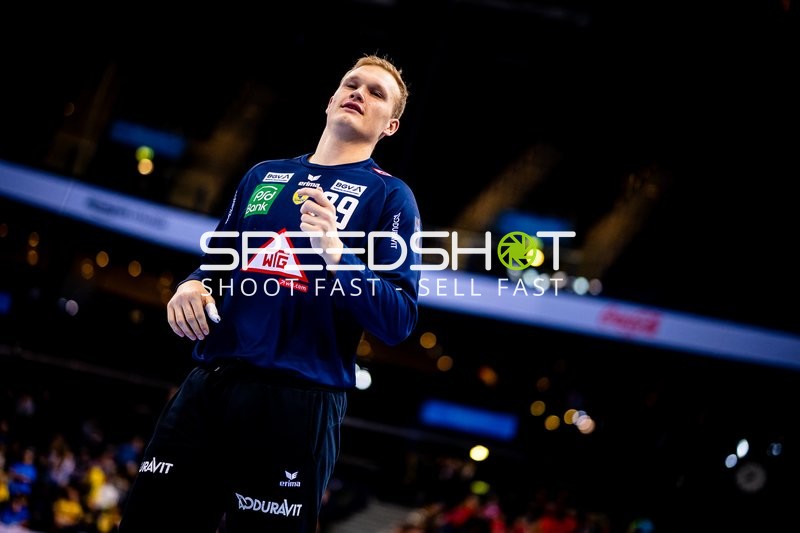 Spieler bereitet sich auf das Spiel vor