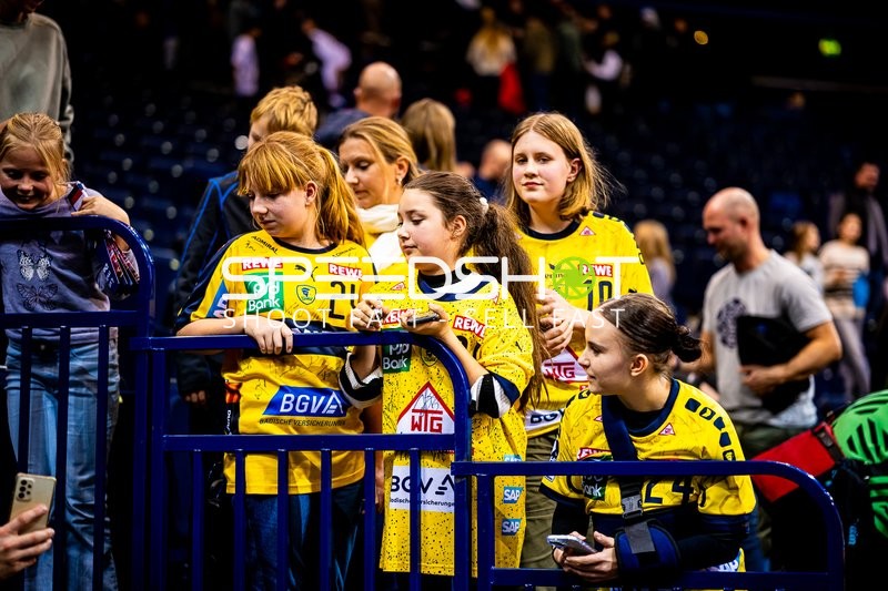 Handball I Herren I Saison 2023-2024 I Liqui Moly Handballbundesliga I 14. Spieltag I Handball Sportverein Hamburg - Rhein-Neckar Löwen I 02.12.2023