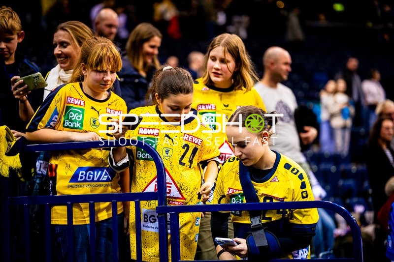 Handball I Herren I Saison 2023-2024 I Liqui Moly Handballbundesliga I 14. Spieltag I Handball Sportverein Hamburg - Rhein-Neckar Löwen I 02.12.2023