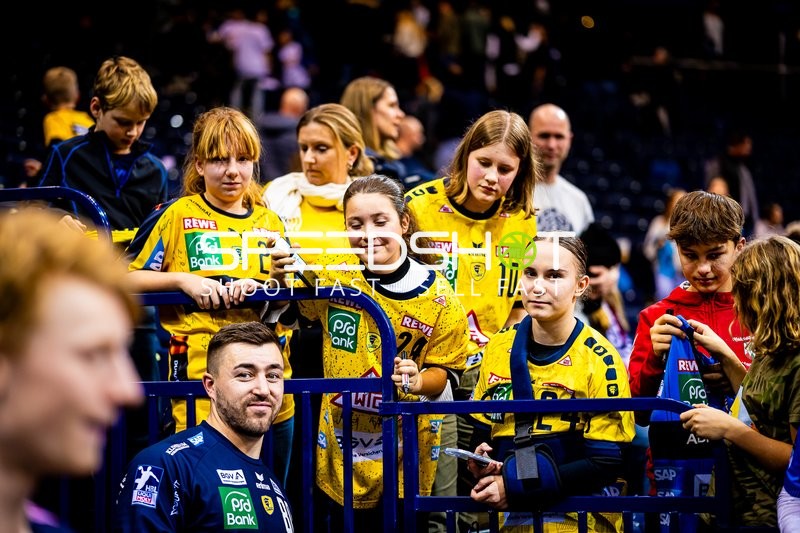 Handball I Herren I Saison 2023-2024 I Liqui Moly Handballbundesliga I 14. Spieltag I Handball Sportverein Hamburg - Rhein-Neckar Löwen I 02.12.2023