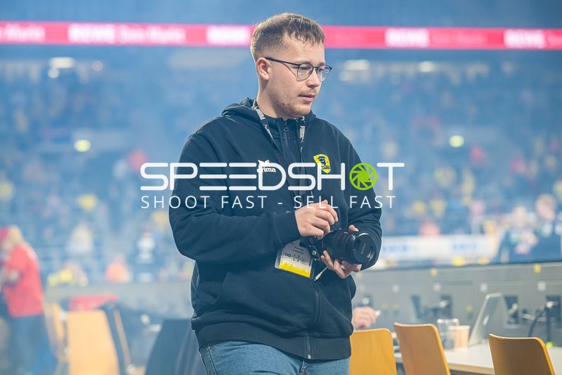 Handball I Herren I Saison 2023-2024 I Liqui Moly Handballbundesliga I 15. Spieltag I Rhein-Neckar Löwen - TBV Lemgo Lippe I 09.12.2023