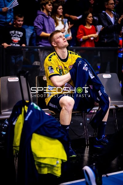 Handball I Herren I Saison 2023-2024 I Liqui Moly Handballbundesliga I 18. Spieltag I TVB Stuttgart - Rhein-Neckar Löwen I 23.12.2023