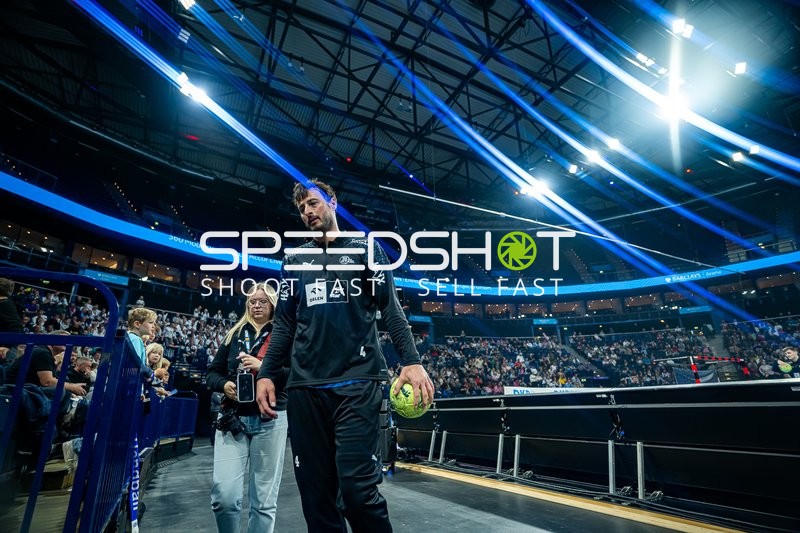 Handball I Herren I Saison 2024-2025 I DHB Pokal I 3. Runde I Handball Sport Verein Hamburg - THW Kiel I 03.10.2024