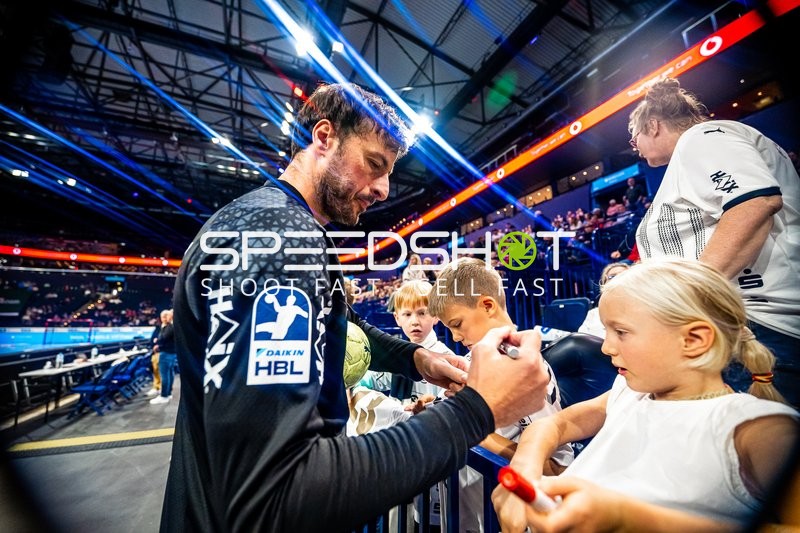 Handball I Herren I Saison 2024-2025 I DHB Pokal I 3. Runde I Handball Sport Verein Hamburg - THW Kiel I 03.10.2024