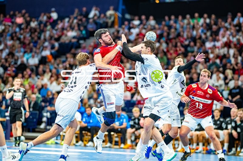 Handball I Herren I Saison 2024-2025 I DHB Pokal I 3. Runde I Handball Sport Verein Hamburg - THW Kiel I 03.10.2024