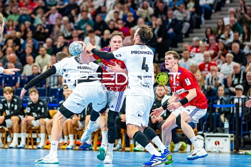 Handball I Herren I Saison 2024-2025 I DHB Pokal I 3. Runde I Handball Sport Verein Hamburg - THW Kiel I 03.10.2024
