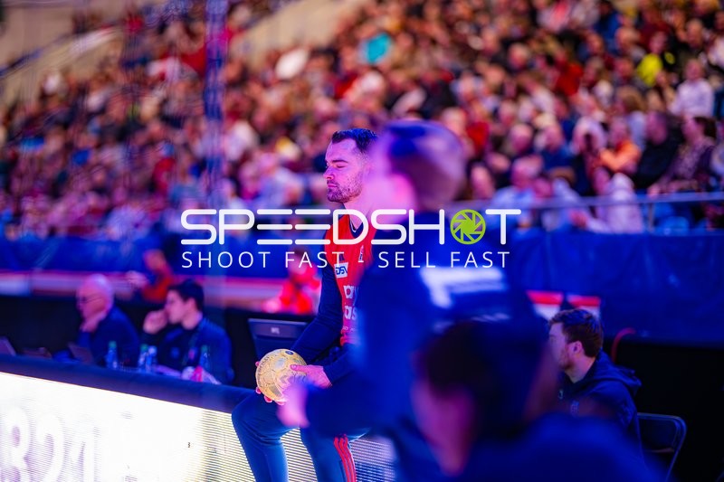 Handball I Herren I Saison 2024-2025 I Daikin Handballbundesliga I 15. Spieltag I SG BBM Bietigheim - Handball Sportverein Hamburg I 14.12.2024