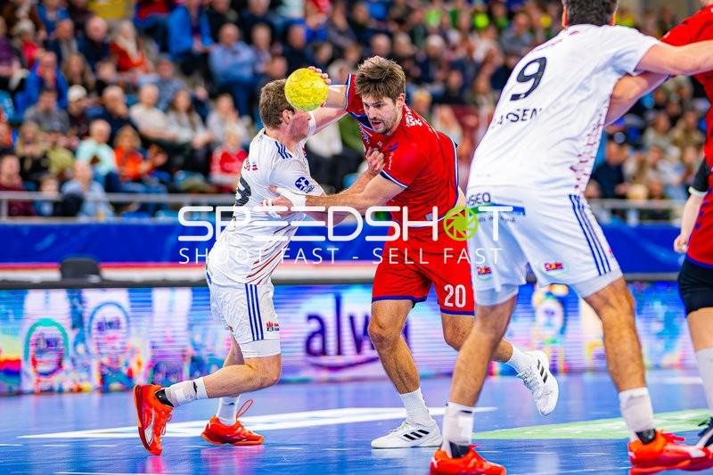 Handball I Herren I Saison 2024-2025 I Daikin Handballbundesliga I 15. Spieltag I SG BBM Bietigheim - Handball Sportverein Hamburg I 14.12.2024