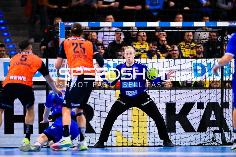 Handball I Herren I Saison 2024-2025 I Daikin Handballbundesliga I 16. Spieltag I TVB Stuttgart - Rhein-Neckar Löwen I 23.12.2024