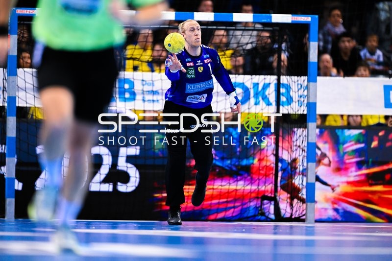 Handball I Herren I Saison 2024-2025 I Daikin Handballbundesliga I 16. Spieltag I TVB Stuttgart - Rhein-Neckar Löwen I 23.12.2024