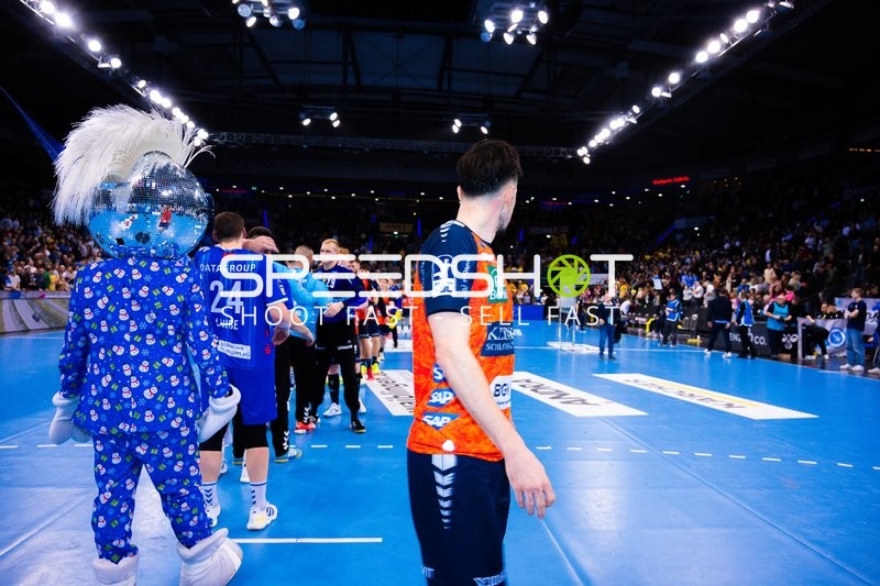 Handball I Herren I Saison 2024-2025 I Daikin Handballbundesliga I 16. Spieltag I TVB Stuttgart - Rhein-Neckar Löwen I 23.12.2024