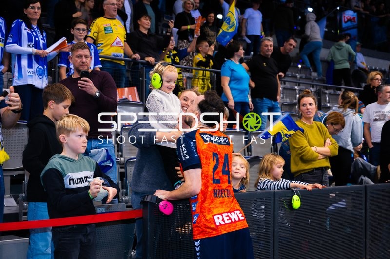 Handball I Herren I Saison 2024-2025 I Daikin Handballbundesliga I 16. Spieltag I TVB Stuttgart - Rhein-Neckar Löwen I 23.12.2024