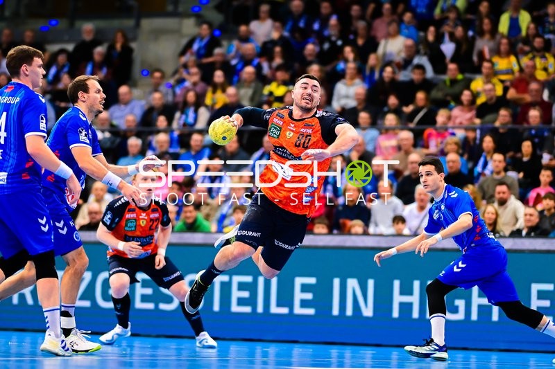 Handball I Herren I Saison 2024-2025 I Daikin Handballbundesliga I 16. Spieltag I TVB Stuttgart - Rhein-Neckar Löwen I 23.12.2024