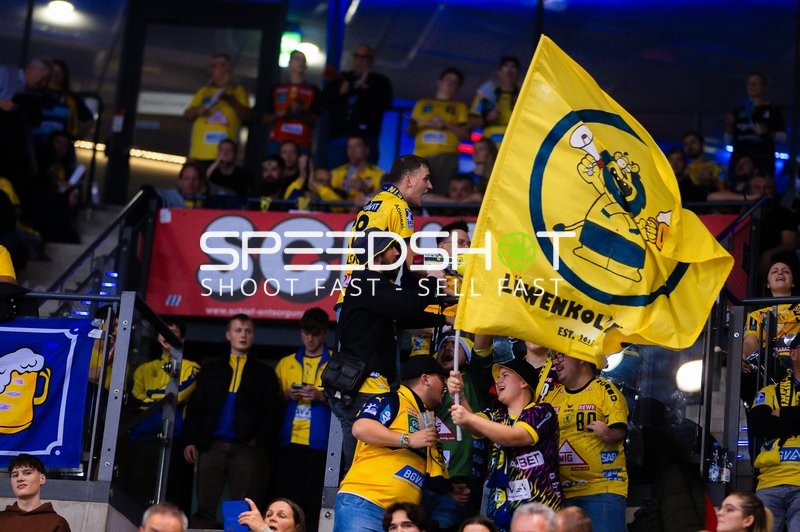 Handball I Herren I Saison 2024-2025 I Daikin Handballbundesliga I 16. Spieltag I TVB Stuttgart - Rhein-Neckar Löwen I 23.12.2024