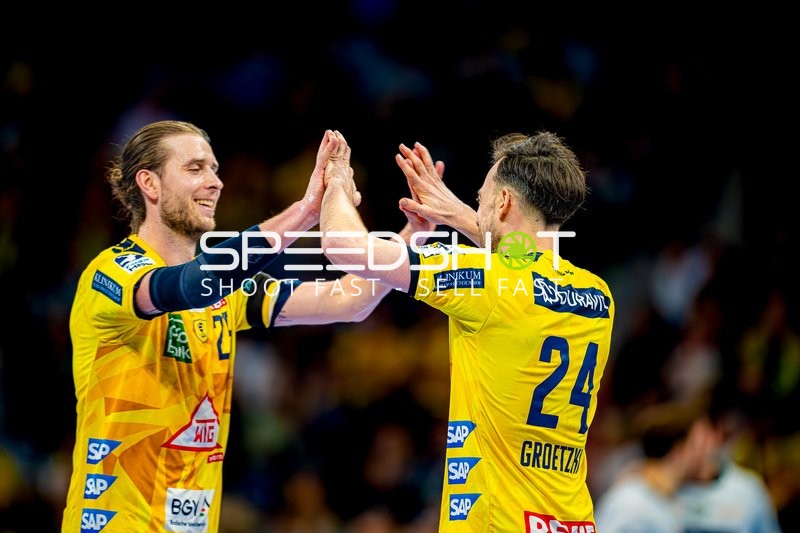 High-Five zwischen zwei Spielern