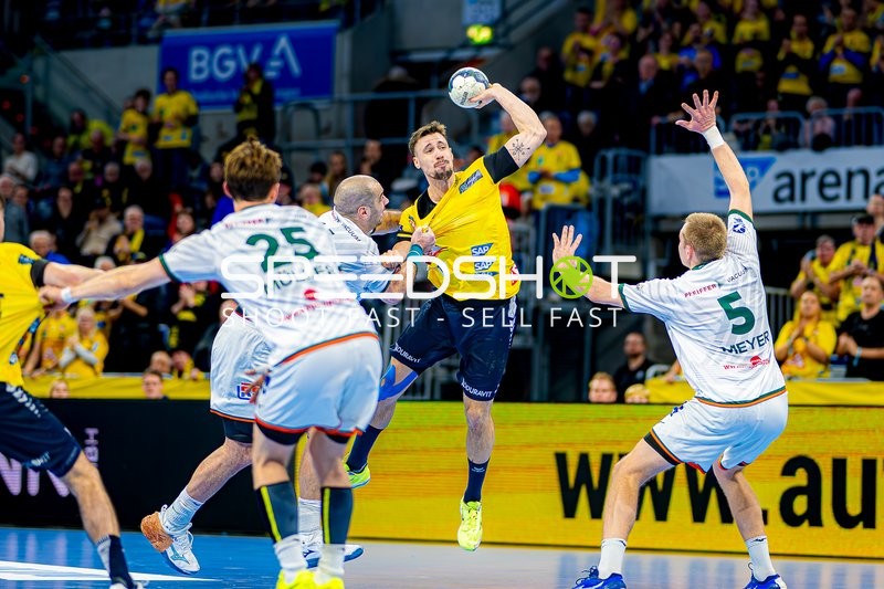 Handball I Herren I Saison 2024-2025 I Daikin Handballbundesliga I 17. Spieltag I Rhein-Neckar Löwen - HSG Wetzlar I 26.12.2024