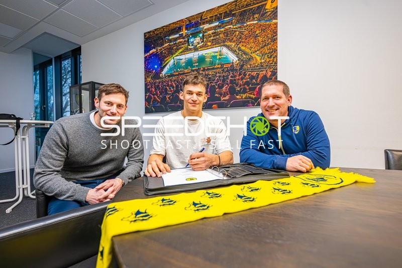 Handball I Herren I Saison 2024-2025 I Daikin Handballbundesliga I Vertragsunterschrift I Gino SteenaertsI 30.12.2024