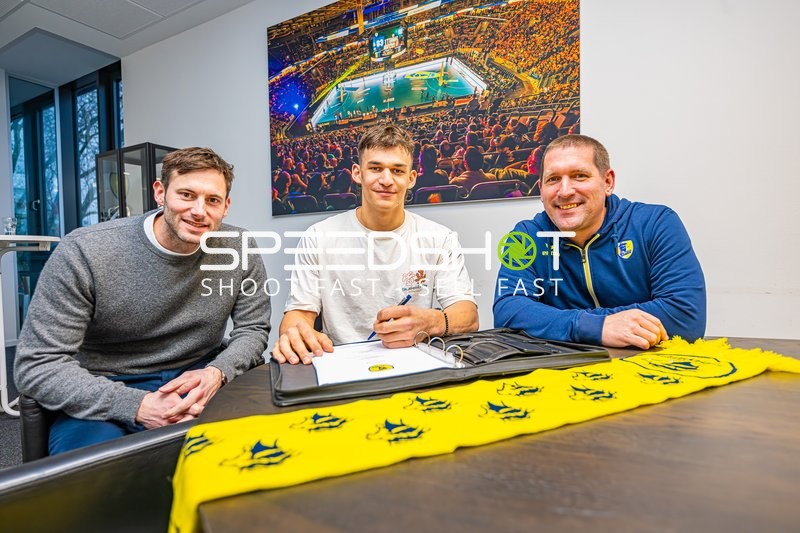 Handball I Herren I Saison 2024-2025 I Daikin Handballbundesliga I Vertragsunterschrift I Gino SteenaertsI 30.12.2024