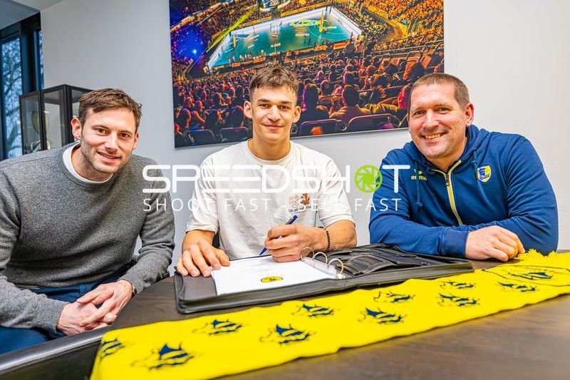 Handball I Herren I Saison 2024-2025 I Daikin Handballbundesliga I Vertragsunterschrift I Gino SteenaertsI 30.12.2024