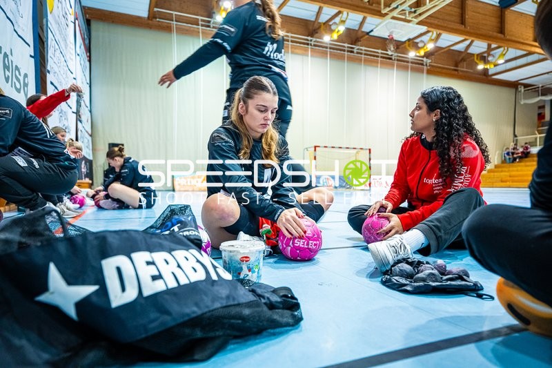 Handball I Frauen I Saison 2024-2025 I 3. Liga I 6. Spieltag I HC Erlangen - SG Schozach-Bottwartal I 02.11.2024