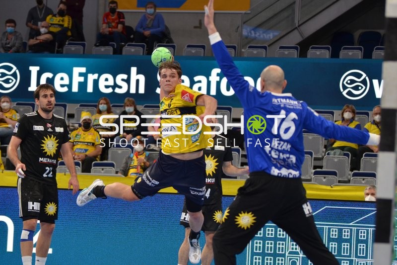 Handball I Herren I Saison 2021-2022 I HBL I 16.Spieltag I Rhein-Neckar Löwen - TuS N-Lübbecke I 18.12.2021