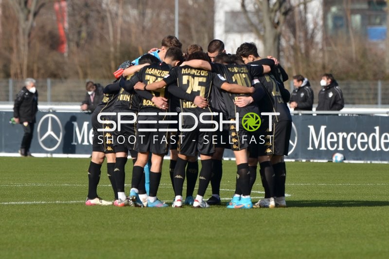 Fußball I Herren I Saison 2021-2022 I Regionalliga Südwest I 24. Spieltag I VfB Stuttgart II - 1. FSV Mainz 05 II I 12.02.2022