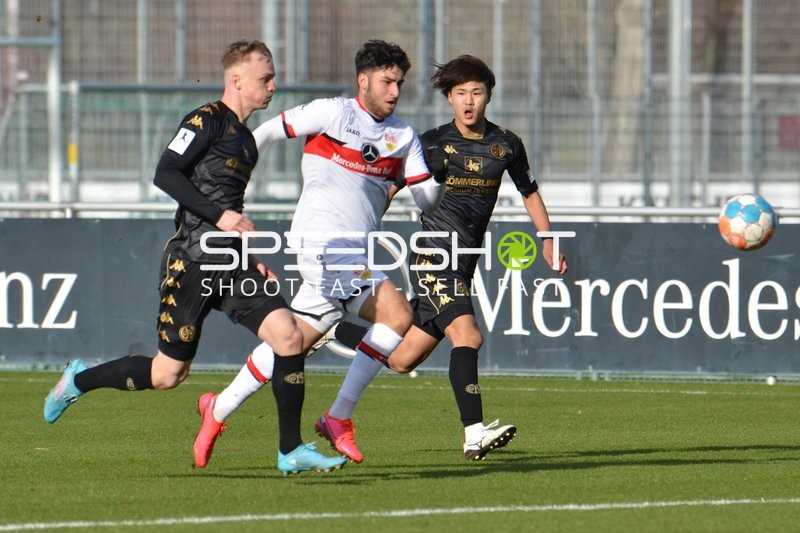 Fußball I Herren I Saison 2021-2022 I Regionalliga Südwest I 24. Spieltag I VfB Stuttgart II - 1. FSV Mainz 05 II I 12.02.2022