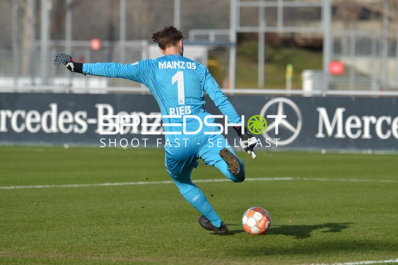 Fußball I Herren I Saison 2021-2022 I Regionalliga Südwest I 24. Spieltag I VfB Stuttgart II - 1. FSV Mainz 05 II I 12.02.2022