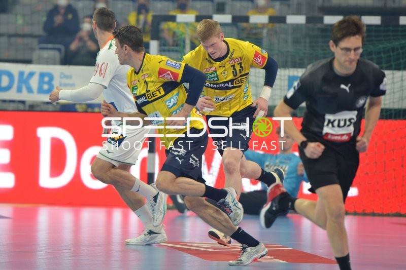 Handball I Herren I Saison 2021-2022 I Liqui Moly Handballbundesliga I 22. Spieltag I Rhein-Neckar Löwen - HSG Wetzlar I 27.02.2022