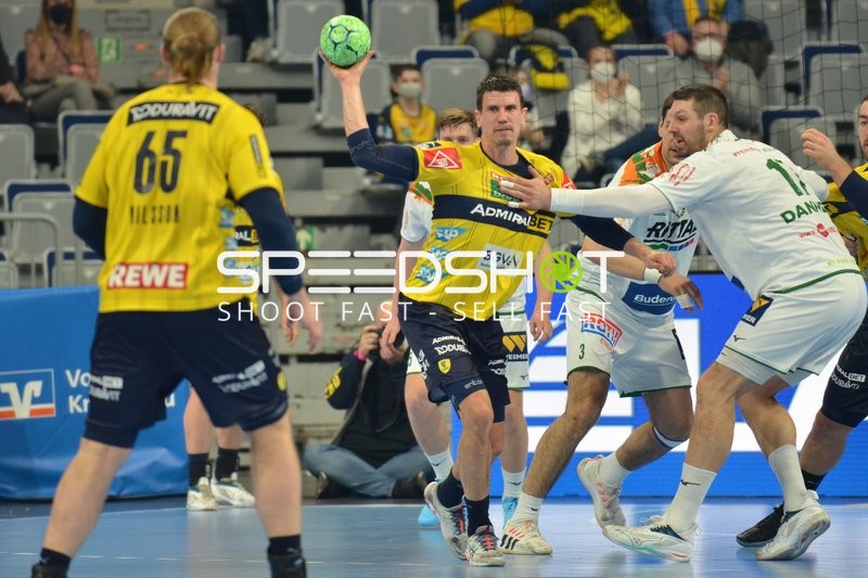 Handball I Herren I Saison 2021-2022 I Liqui Moly Handballbundesliga I 22. Spieltag I Rhein-Neckar Löwen - HSG Wetzlar I 27.02.2022
