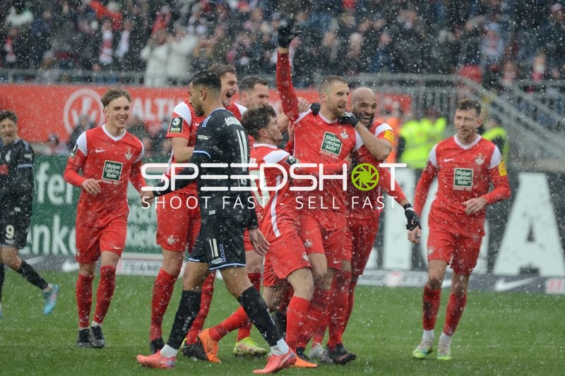 Fußball I Herren I Saison 2021-2022 I 3.Liga I 32.Spieltag I 1. FC Kaiserslautern - MSV Duisburg I 02.04.2022