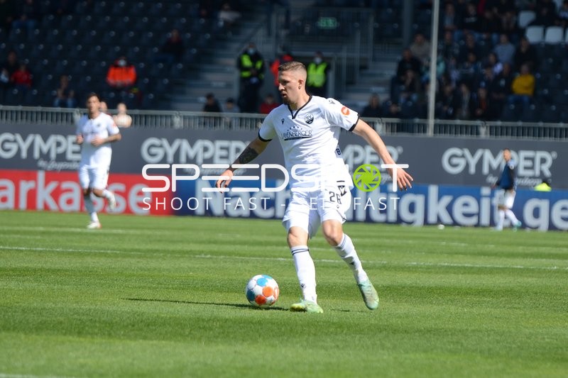 Fußball I Herren I Saison 2021-2022 I 2. Bundesliga I 30.Spieltag I SV Sandhausen - FC St. Pauli I 16.04.2022