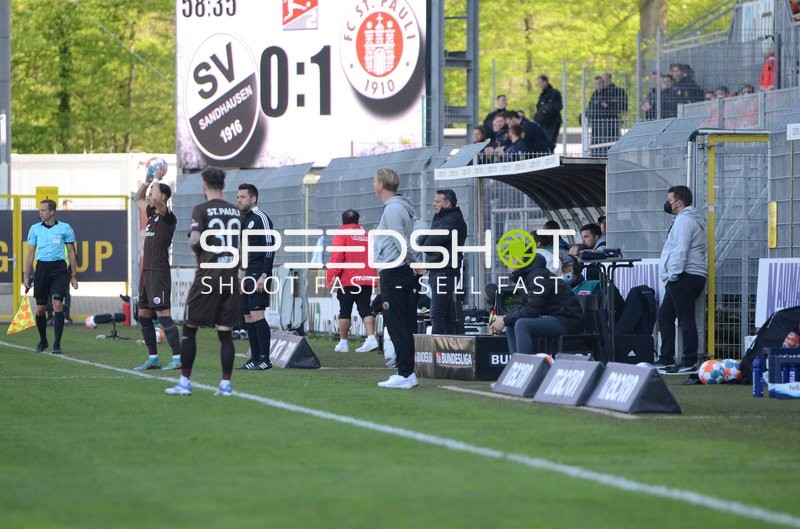 Fußball I Herren I Saison 2021-2022 I 2. Bundesliga I 30.Spieltag I SV Sandhausen - FC St. Pauli I 16.04.2022
