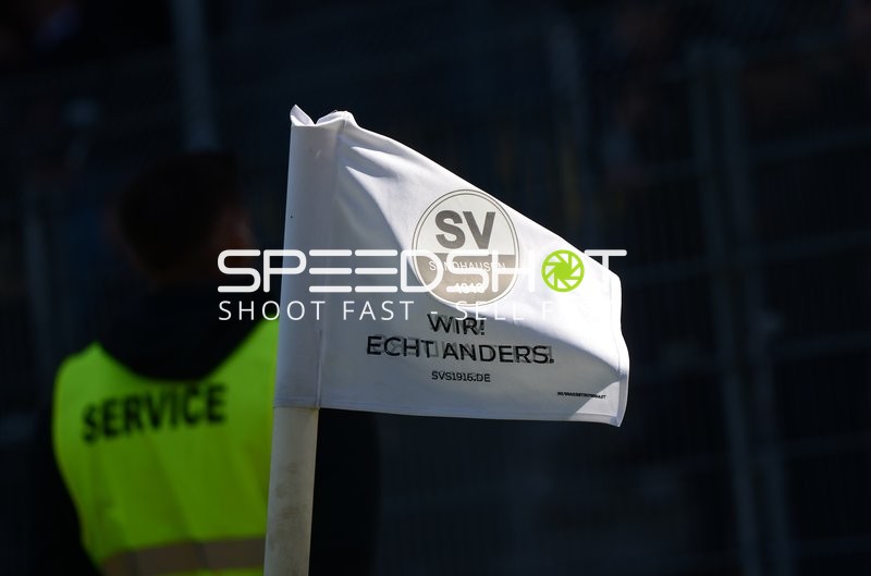 Fußball I Herren I Saison 2021-2022 I 2. Bundesliga I 30.Spieltag I SV Sandhausen - FC St. Pauli I 16.04.2022