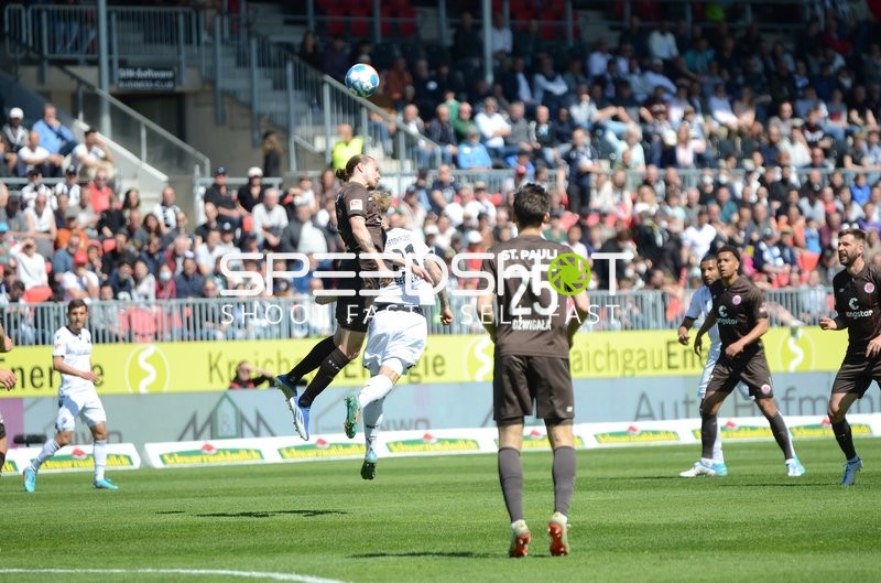 Fußball I Herren I Saison 2021-2022 I 2. Bundesliga I 30.Spieltag I SV Sandhausen - FC St. Pauli I 16.04.2022