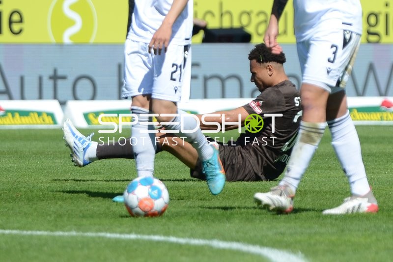 Fußball I Herren I Saison 2021-2022 I 2. Bundesliga I 30.Spieltag I SV Sandhausen - FC St. Pauli I 16.04.2022