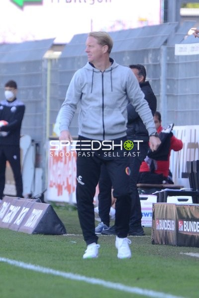 Fußball I Herren I Saison 2021-2022 I 2. Bundesliga I 30.Spieltag I SV Sandhausen - FC St. Pauli I 16.04.2022