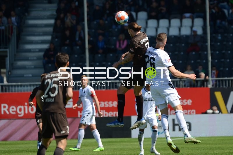 Fußball I Herren I Saison 2021-2022 I 2. Bundesliga I 30.Spieltag I SV Sandhausen - FC St. Pauli I 16.04.2022