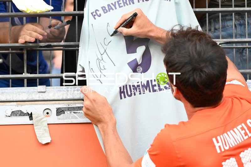 Fußball I Herren und Frauen I Benefitzspiel I Champions of Charity I 24.08.2022